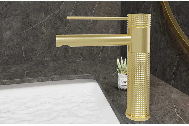 Aitana Nova Diamond Base Collection
