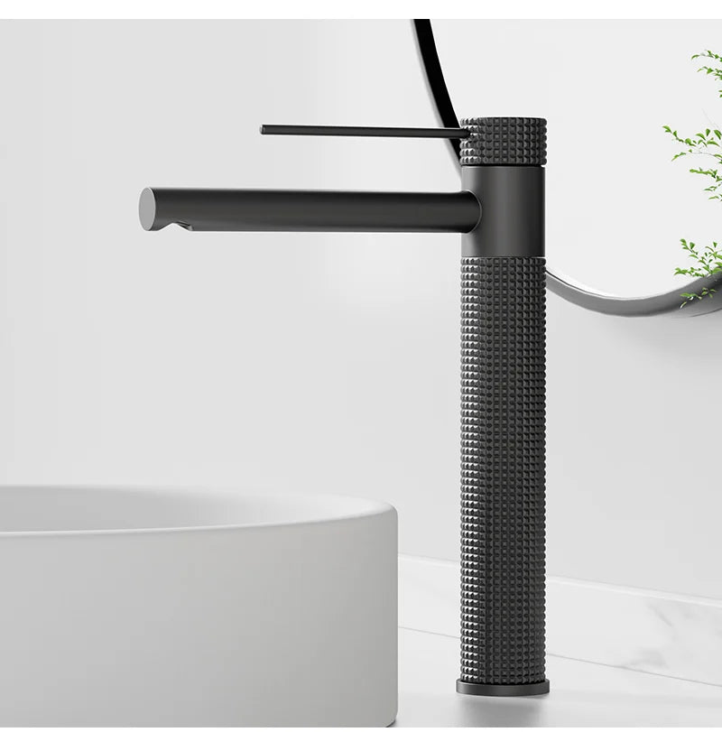 Aitana Nova Diamond Base Collection