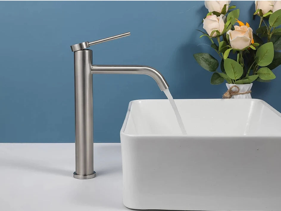 Niore Curve & Opulen Curve Bathroom Faucets