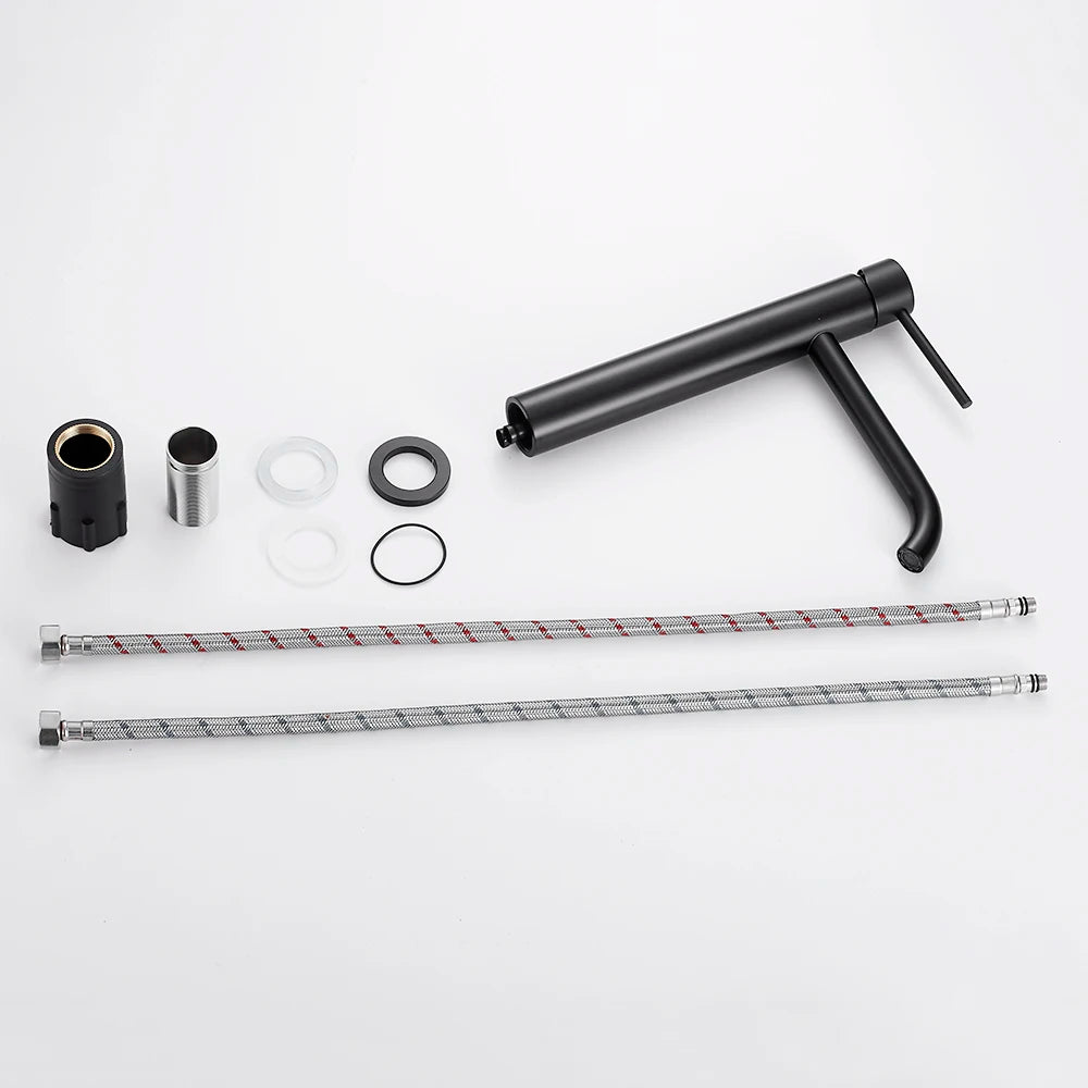 Niore Curve – Matte Black Single Hole Bathroom Faucet