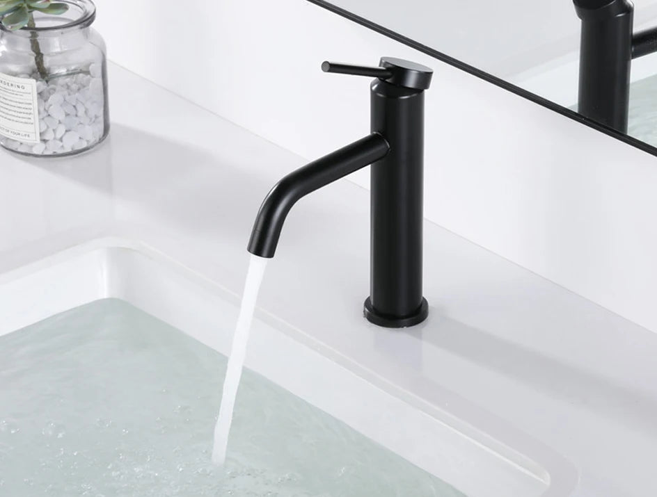Niore Curve & Opulen Curve Bathroom Faucets