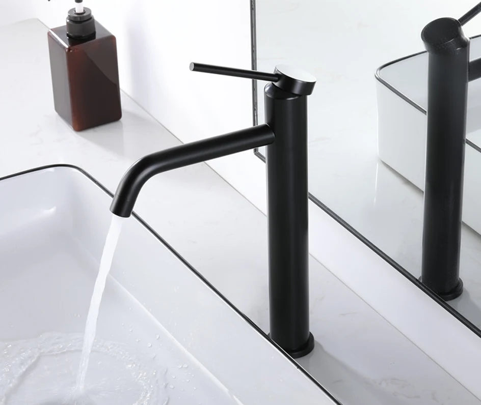 Niore Curve & Opulen Curve Bathroom Faucets