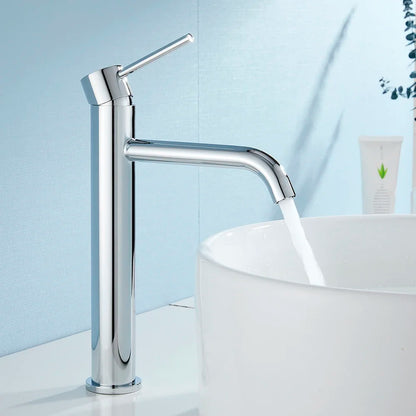 Niore Curve – Matte Black Single Hole Bathroom Faucet