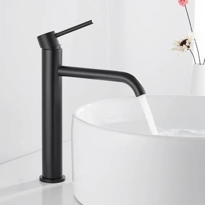 Niore Curve – Matte Black Single Hole Bathroom Faucet