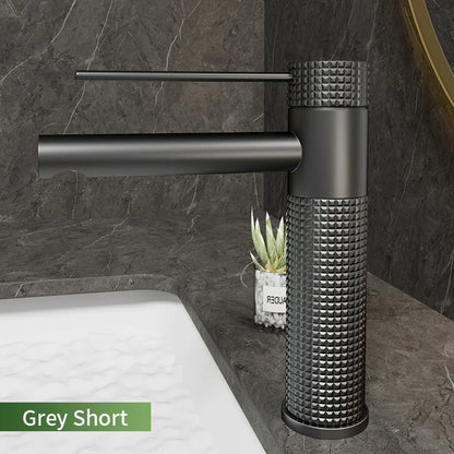 Aitana Nova Diamond Base Collection