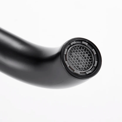 Niore Curve – Matte Black Single Hole Bathroom Faucet