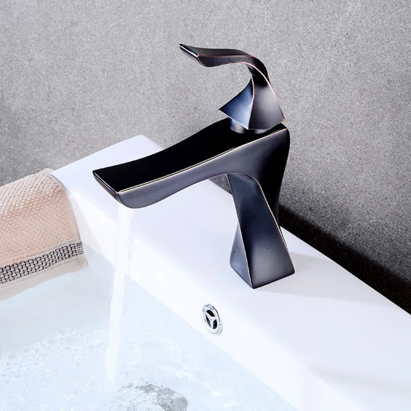 TwistFlow | Unique Design Faucet Single Hole Single Handle